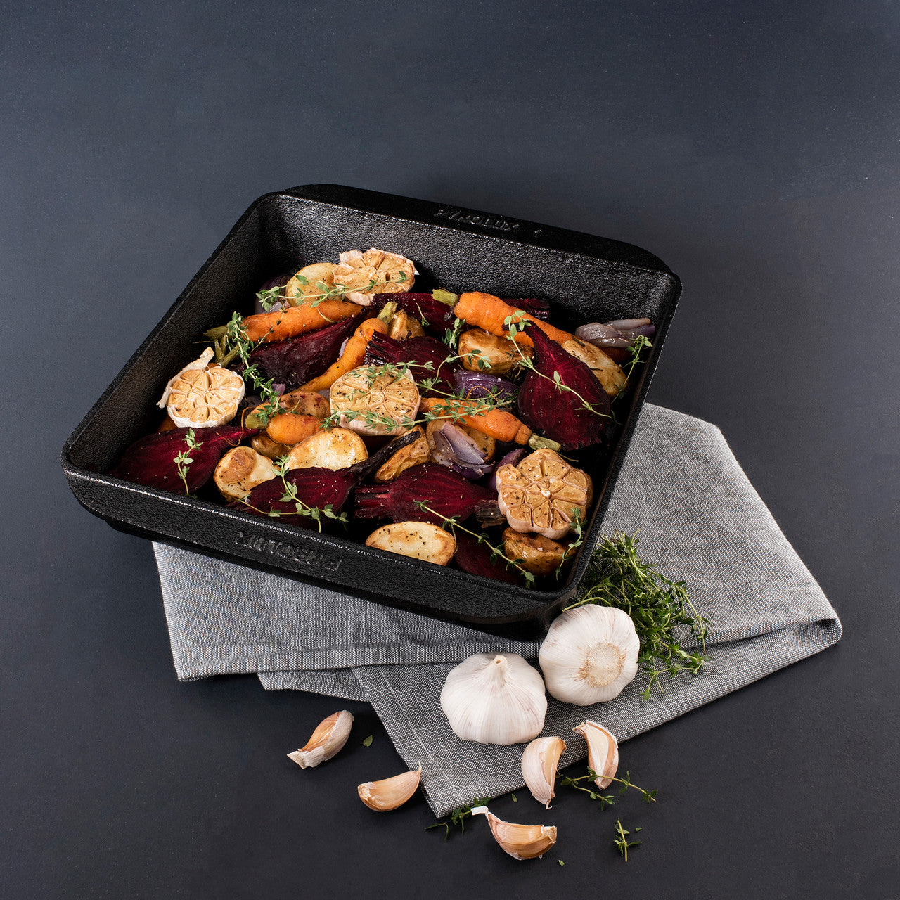 Pyrolux Square Roaster 30 x 30cm