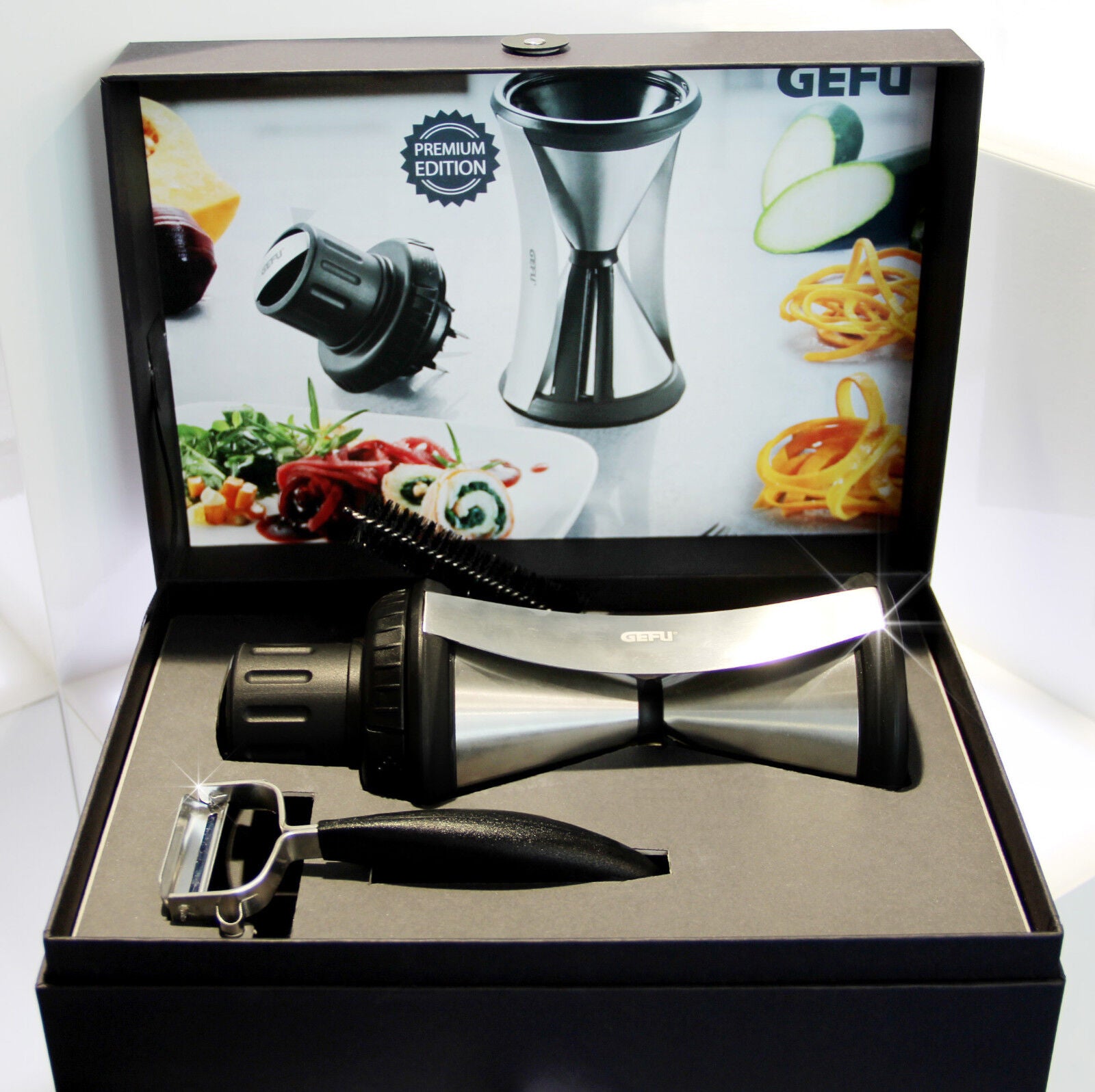 Gefu Spirelli XL Spiral Slicer with Guard and Peeler Gift Set